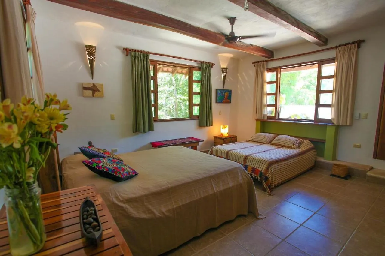 Villa Balam Ha Con Cenote Privado 0*, Akumal Mexique