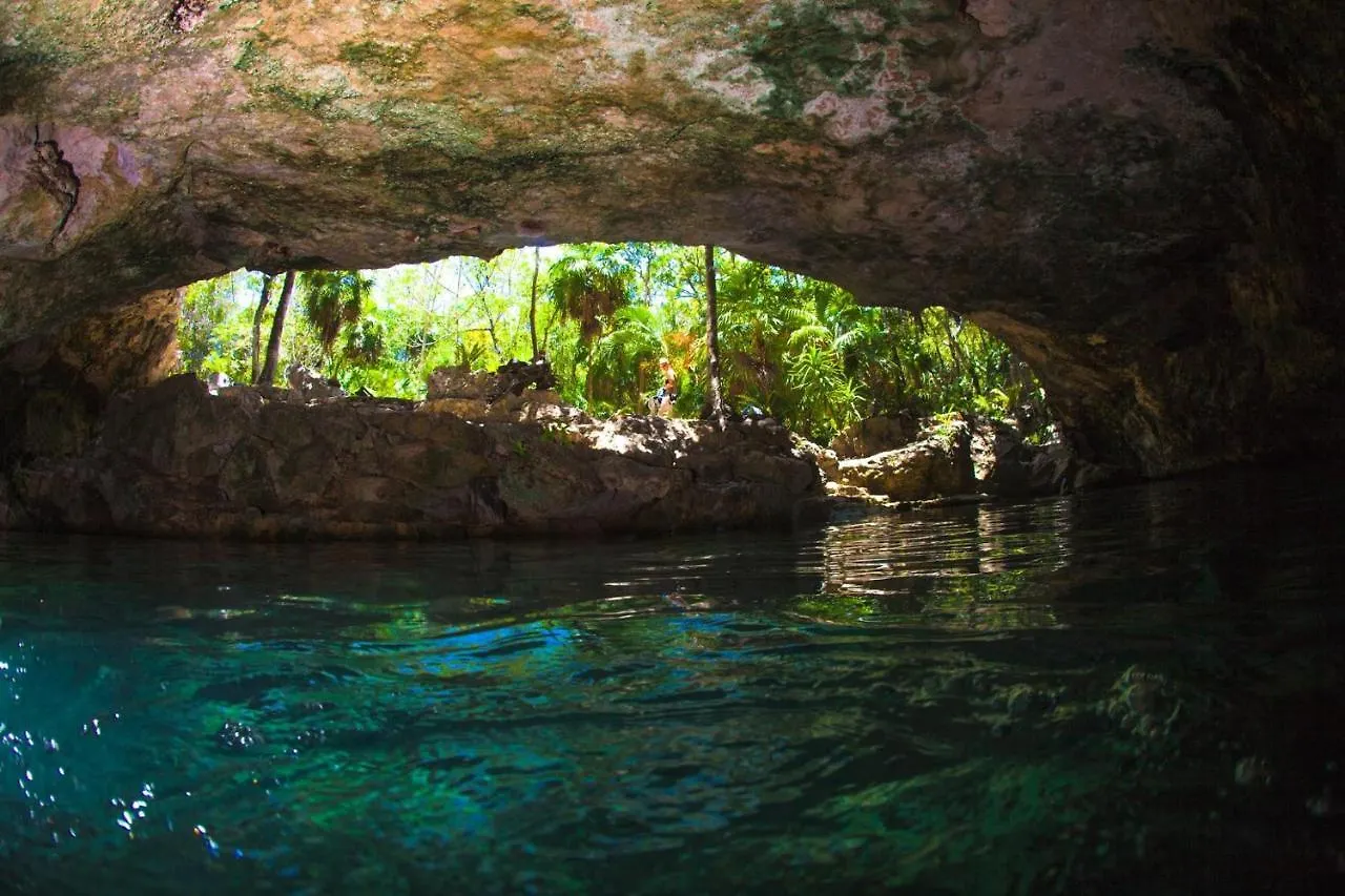 Villa Balam Ha Con Cenote Privado